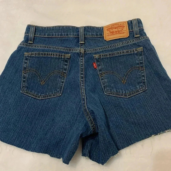 Levi's Women's Relaxed Jean Shorts 550 Size 6 - Picture 5 of 8